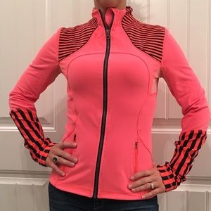 Lululemon Define Jacket. Size 8. EUC.